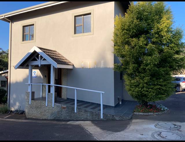 183M² OFFICE TO LET IN GILLITTS